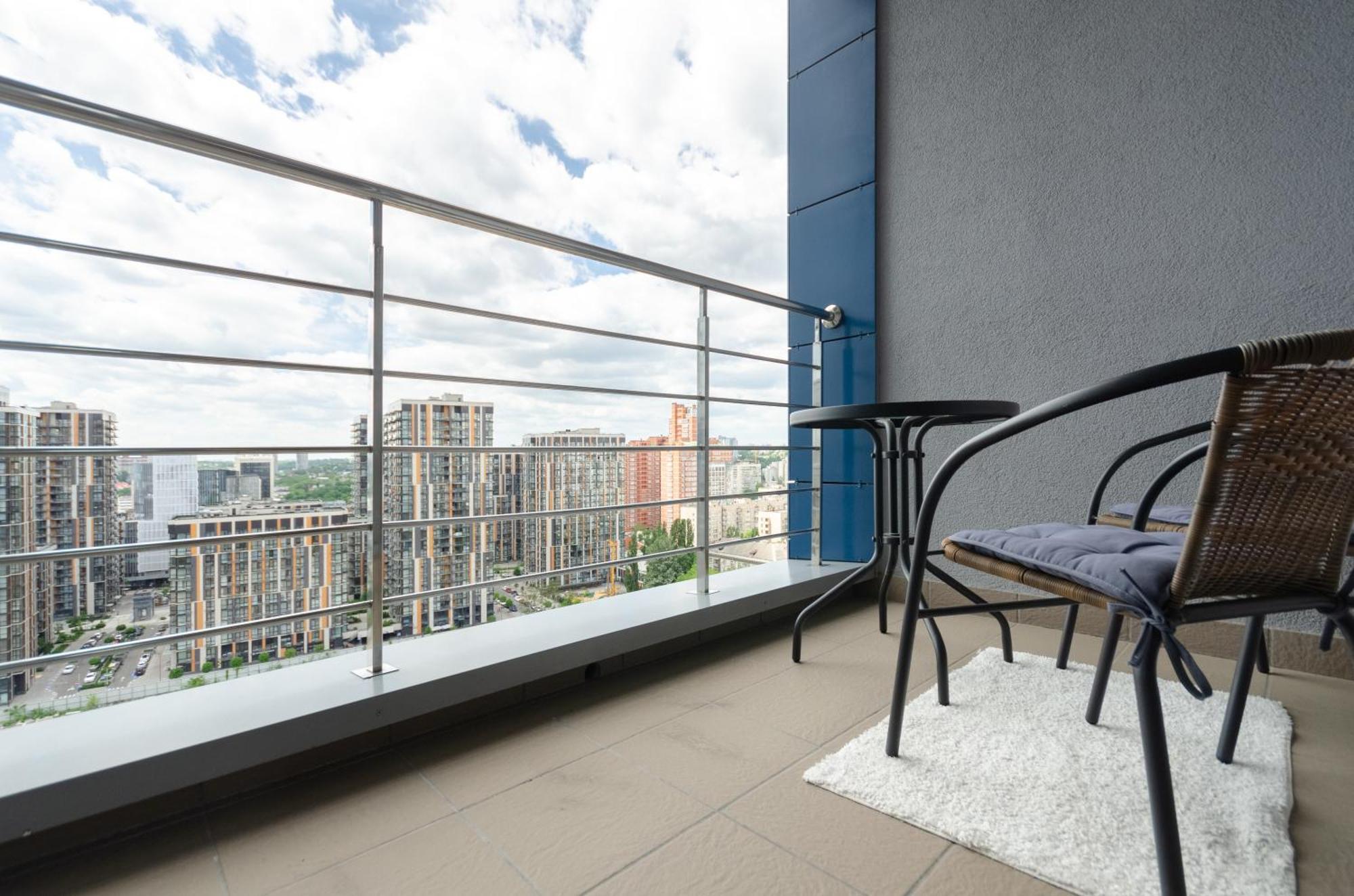 Petrovdom Apartments 267-373 In Rc Central Park, 7 John Mccain Street Kyiv Exterior photo